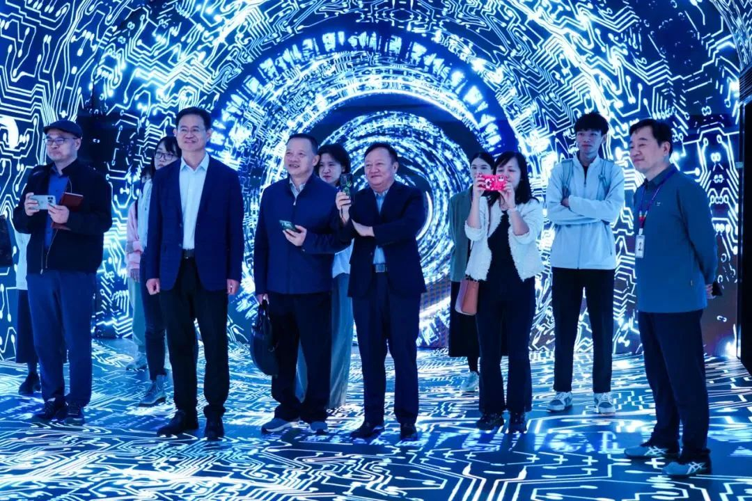 2024120602 国家广电总局发展研究中心一行赴米兰·(milan)中国官方网励丰文化调研指导